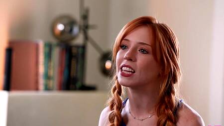 Рыженькая сводная сестра с косичками хочет на член братика