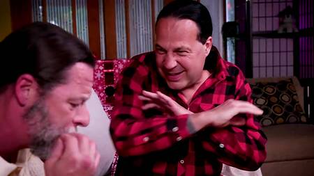 Вот так подарок - падчерицы на новый год предлагают групповой секс