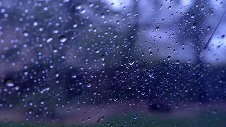 Отвез няню домой и вылизал её влажную киску в машине