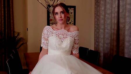 Сбежала с собственной свадьбы и ебется с таксистом