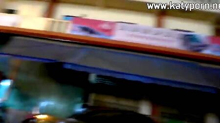 Привел из клуба в отель сексуальную проститутку азиатку