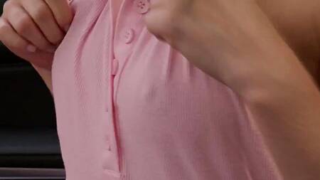 Жаркая няня соблазняет на интим женатого мужчину