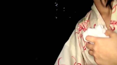 Показал милой японке свою квартиру и трахнул её на балконе