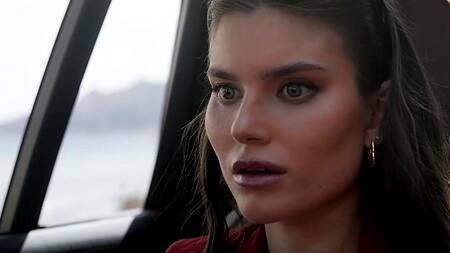 Ехала к одному негру, а отдалась сразу пятерым парням