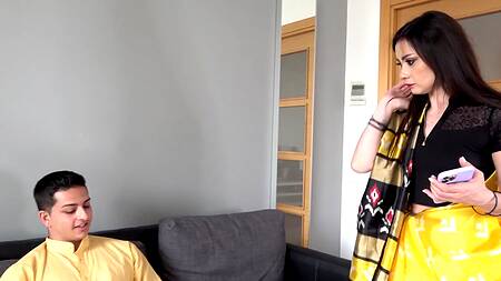 Осталась наедине с другом мужа, а он развел её на анал