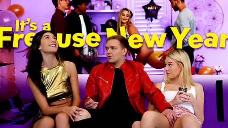 Друзья остались без секса, зато один чувак поимел сразу трех телок