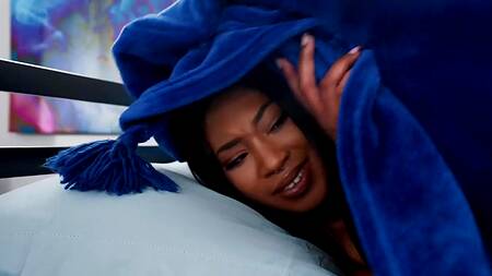 Шел трахать девушку, но поимел ещё и её соседку по комнате