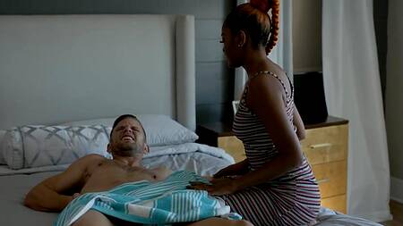 Черная жена брата подняла парня на ноги, трахнувшись с ним