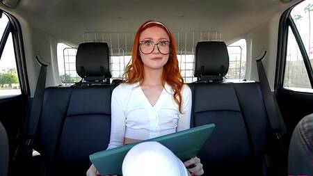 Реалити-шоу заканчивается страстной еблей с рыжей студенткой