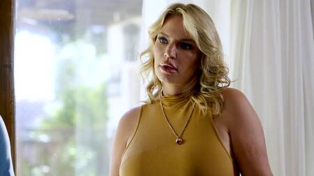 У мужика проблемы с женой, поэтому он трахает падчерицу