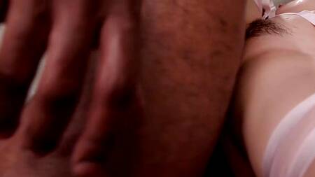 Один черный хуй в киску, а второй в попку