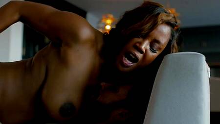 Пришел в гости к черной подруге жены и жарко её поимел