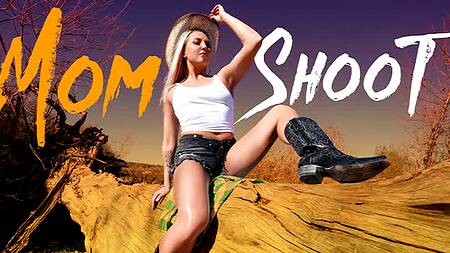 Познакомился на природе с милфой и привел её к себе на еблю