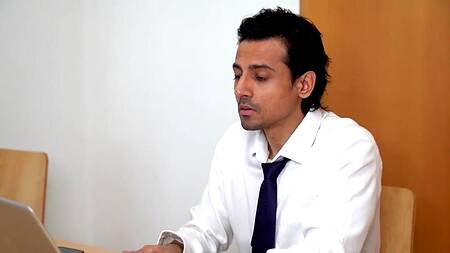 Жену нужно срочно трахнуть, а то ей сейчас станет хуже