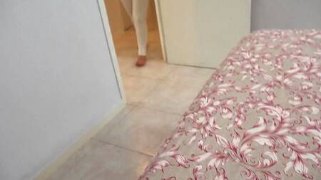 Лижание жопы парня спасает от головой боли