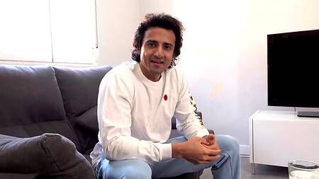 Трахаться с хозяином не этично, но красотка не может отказаться