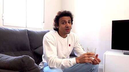 Трахаться с хозяином не этично, но красотка не может отказаться