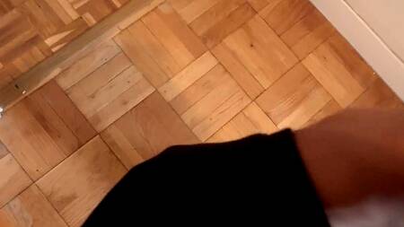 Красивая соседка согласна на секс за деньги