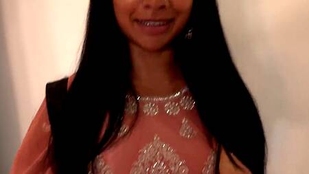 Наказывает толстым членом сводную сестру