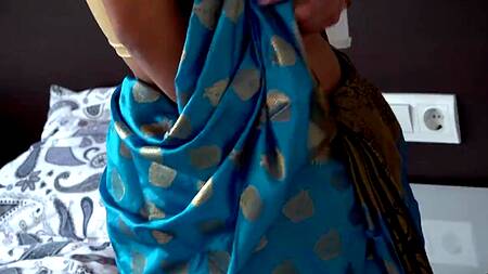 Проснулся и первым делом вылизал киску соседки