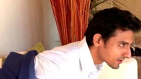 Подарил жене друга украшение и развел её на секс