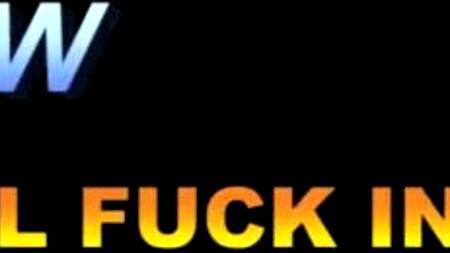 Разбудил сводную сестру и занялся с ней анальным сексом