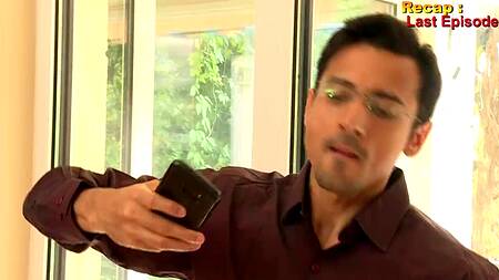 Манипуляция подействовала, индийский парень поимел жену босса