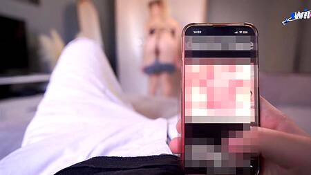 Развратная сводная сестра спасает от дешевого дофамина