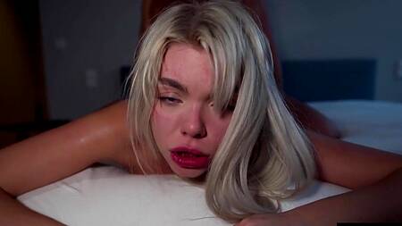 Так жестко милую блондинку ещё никто не трахал