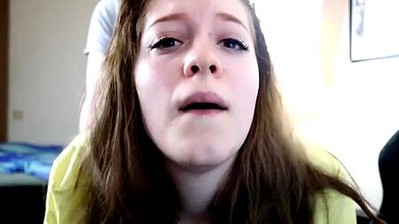 Увидел что падчерица дрочит на видео игру и трахнул её раком