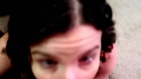 Жена оделась как шлюха и соблазняет мужа на секс