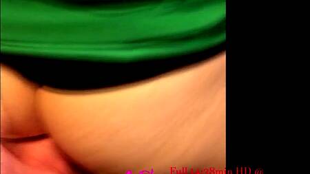 Милая 18-летняя девушка наслаждается сексом на кастинге