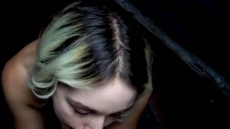 Спермы много не бывает - подборка с белокурой любительницей кончи