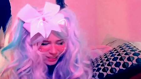 Ахэгао от сексуальной анимешницы в парике