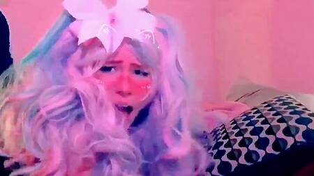 Ахэгао от сексуальной анимешницы в парике