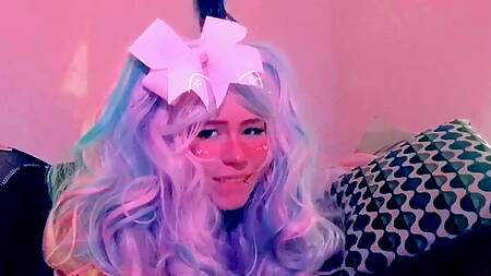 Ахэгао от сексуальной анимешницы в парике