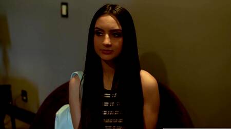 Деловая встреча отменяется, красотка будет ебаться в душе