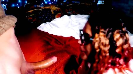 Жена предложила остаться дома на новый год и потрахаться