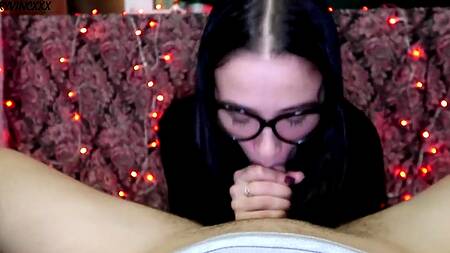 Новая учительница практикует горловой минет