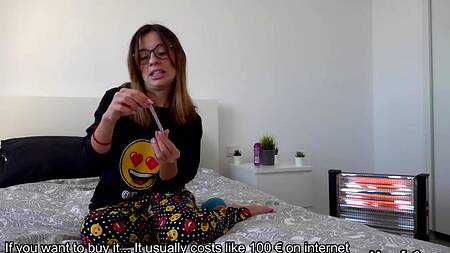 Сразу палец в жопу рыжей, а потом и толстый хуй