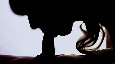 Нереально красивый секс с окончанием в рот девушки