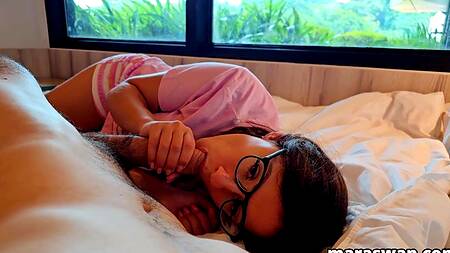 Проснулась и захотела в жопу - утренние анальные фантазии