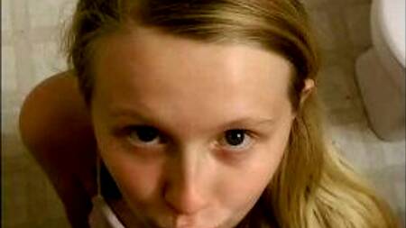 Развратная подборка смачного минета от милой худышки