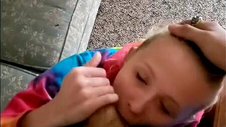 Развратная подборка смачного минета от милой худышки