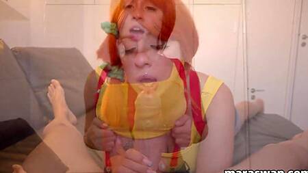 У рыжей девушки прекрасная идея - она хочет анального секса