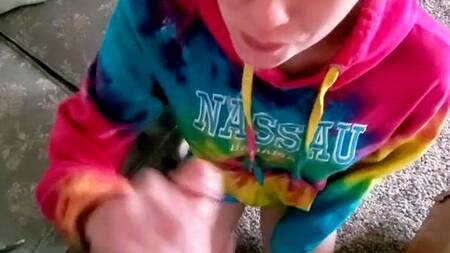 Сводная сестра, хочешь попробовать сделать мне минет?