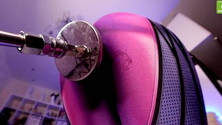 Новый косплей и анальная мастурбация с помощью секс машины