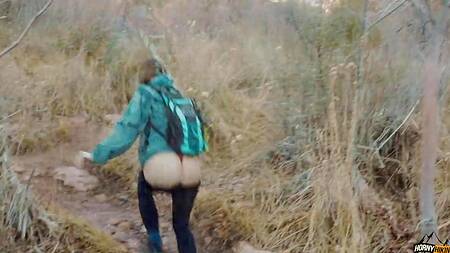 Посетили национальный парк и занялись там жарким сексом