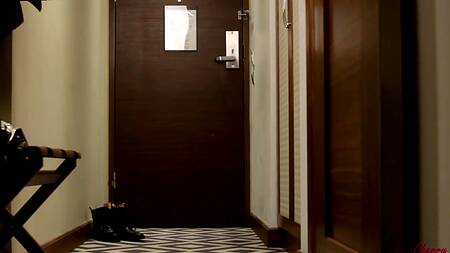 Эротическая переписка возбуждает - жена зовет в гости любовника