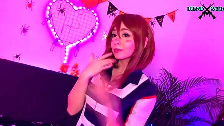 Рыжая радует парня новым косплеем и анальным сексом